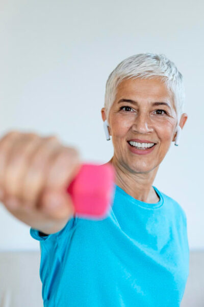 Ha foghiány vagy egy instabil, kivehető protézis miatt le kell mondanunk a megfelelő táplálkozásról, az az energiaszintünkön és a teljesítményünkön is meglátszik.